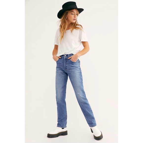 Levi’s 501 Jeans - Picture 2 of 7